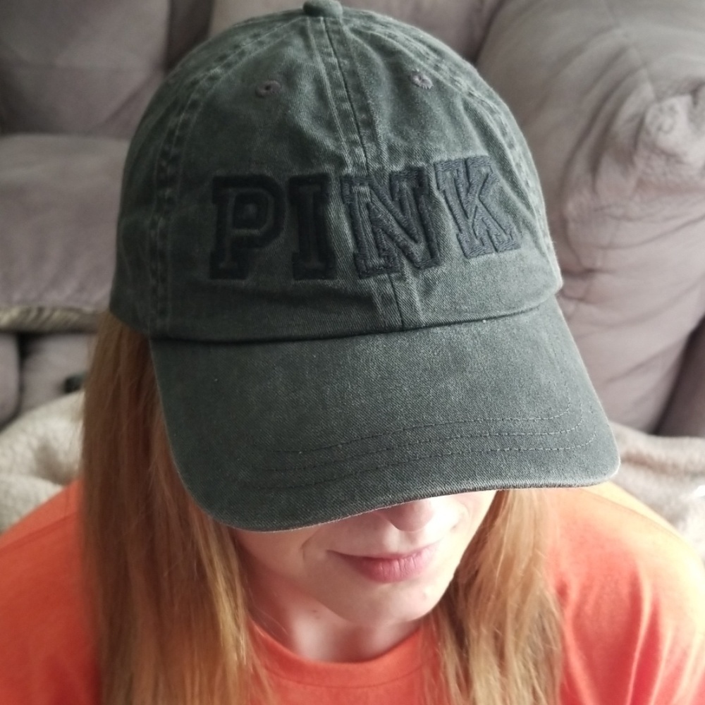Victoria Secret Pink Hat🦋